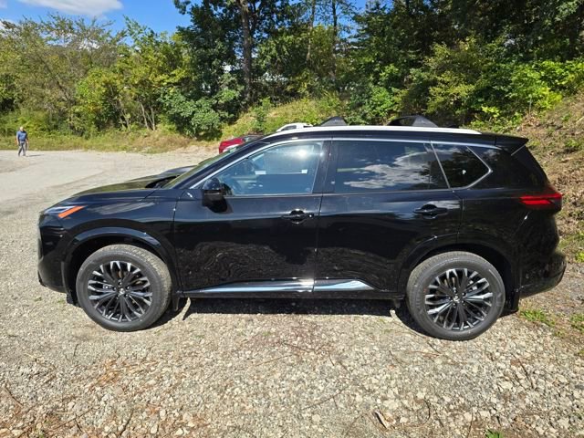 New 2026 Nissan Rogue Platinum w/ Platinum Premium Package image 2