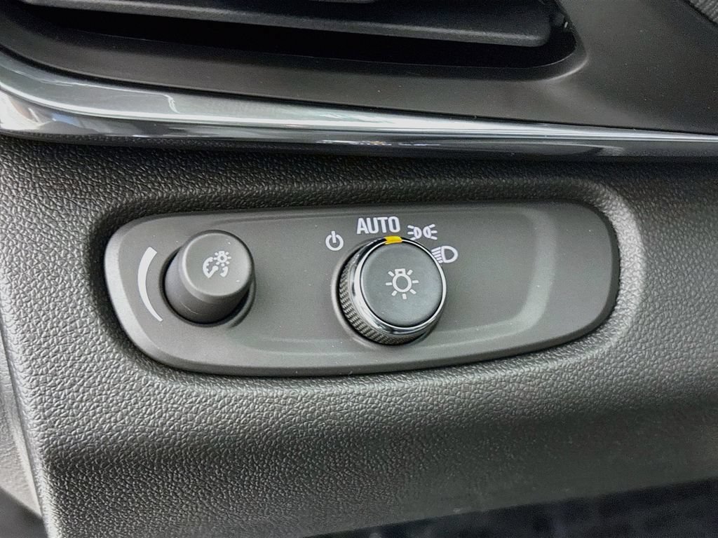 New 2026 Buick Envista Preferred w/ Convenience I Package FWD image 10