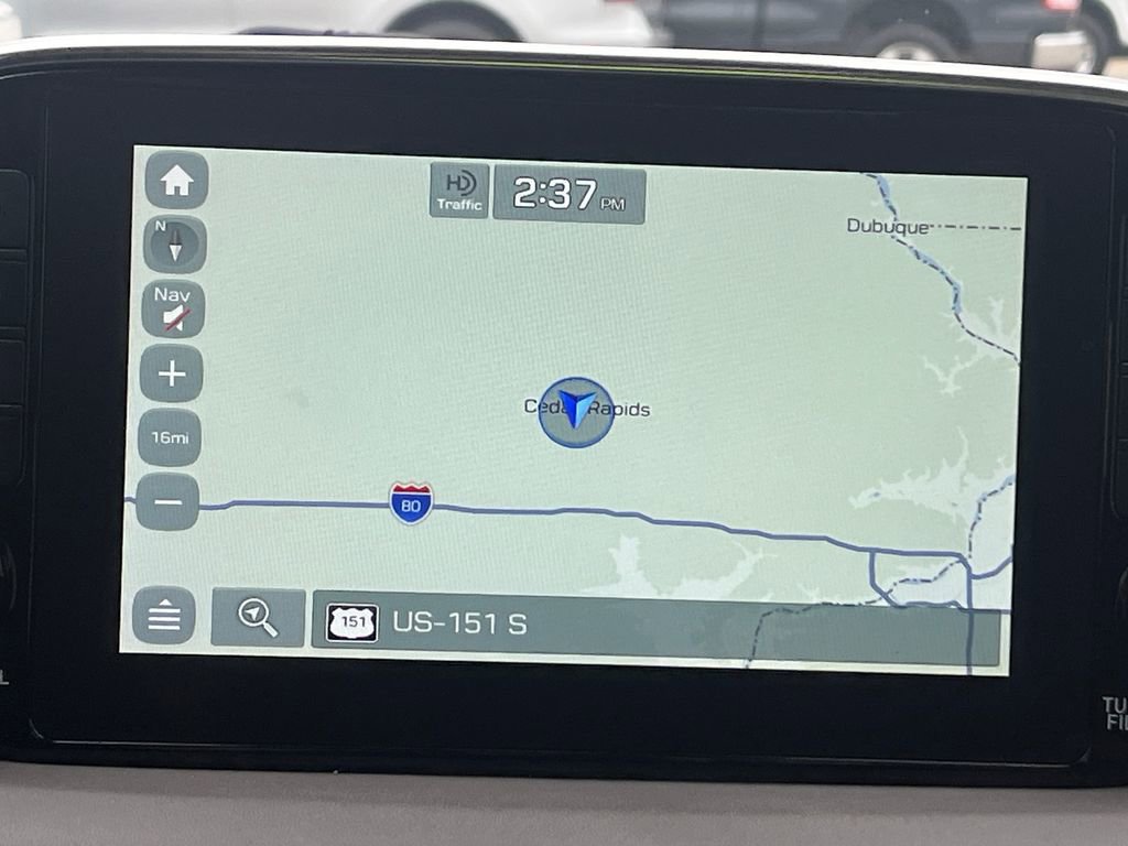 Used 2020 Hyundai Santa Fe Limited image 28