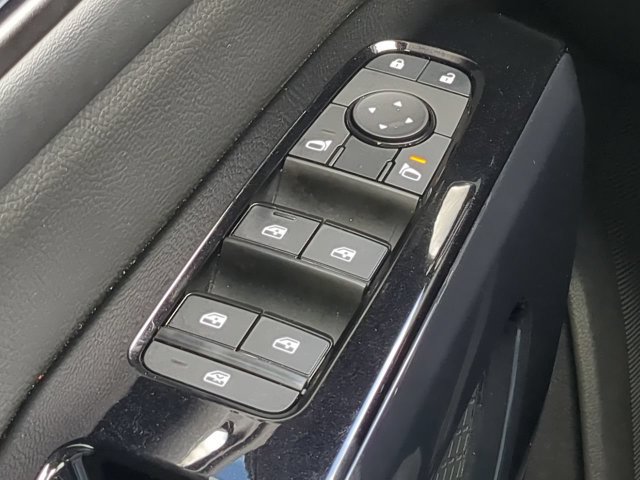 Used 2022 Nissan Pathfinder SV FWD image 28