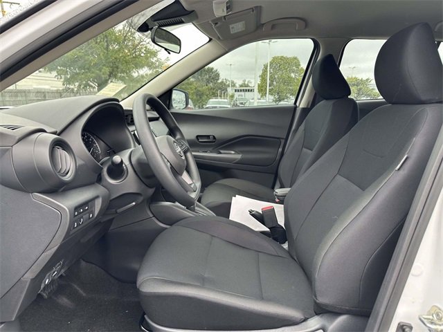 New 2025 Nissan Kicks Play S image 16
