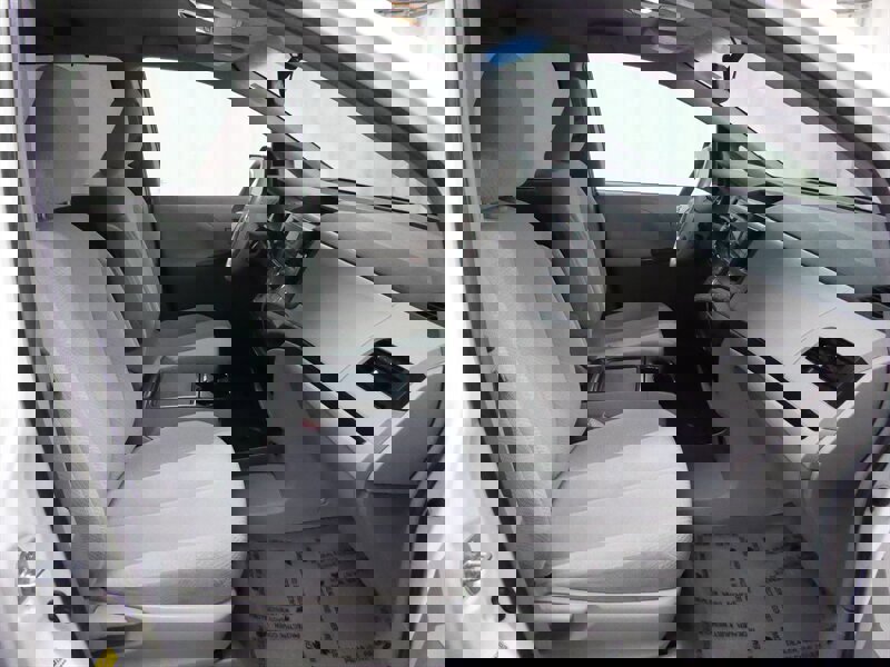 Used 2014 Toyota Sienna LE image 22