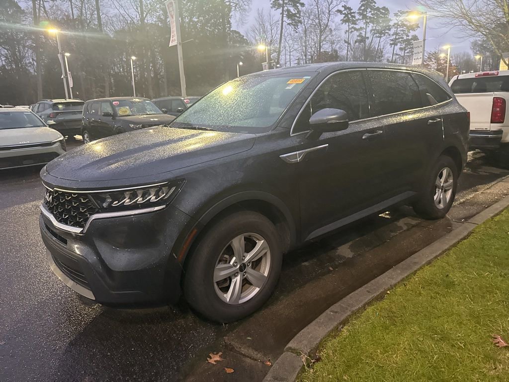 Used 2023 Kia Sorento LX video 1