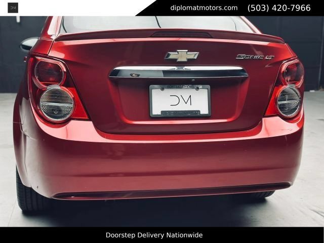 Used 2015 Chevrolet Sonic LT w/ Wheels and Fog Lamp Package FWD image 16