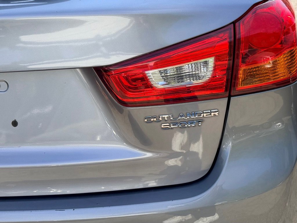 Used 2017 Mitsubishi Outlander Sport ES image 27