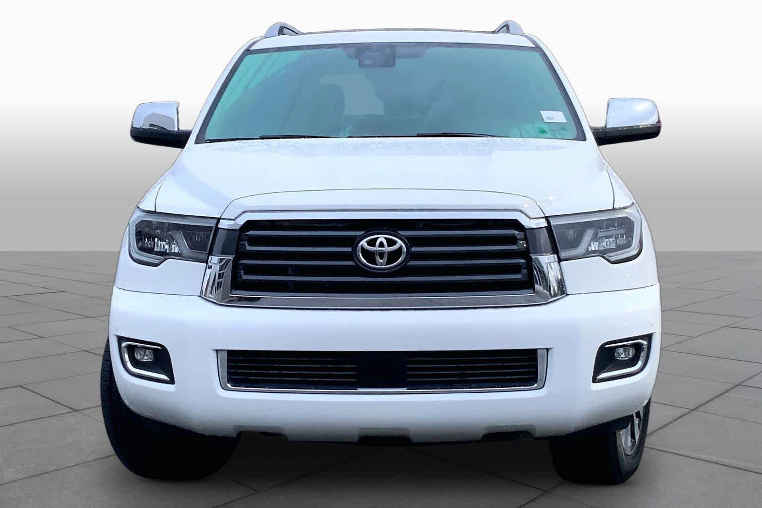 Used 2020 Toyota Sequoia Limited w/ Safety & Convenience Package RWD image 3