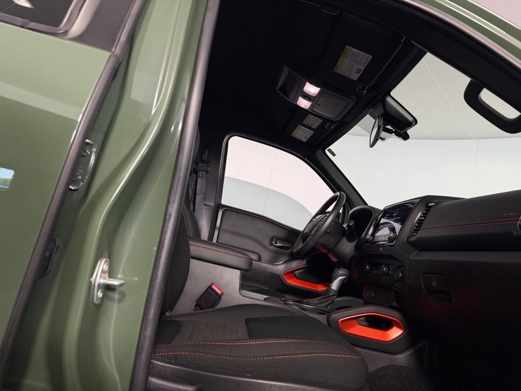 Used 2024 Nissan Frontier Pro-X w/ Technology Package RWD image 30