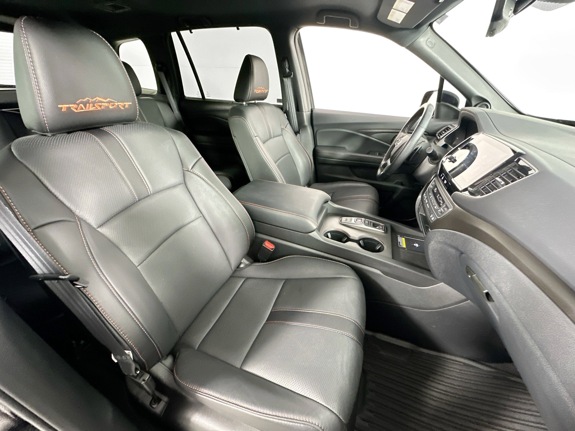 Used 2024 Honda Passport TrailSport image 28