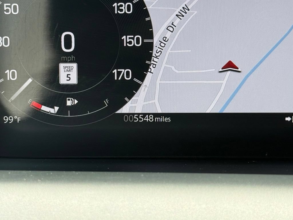 Certified 2025 Land Rover Discovery Sport Dynamic SE AWD/4WD image 32