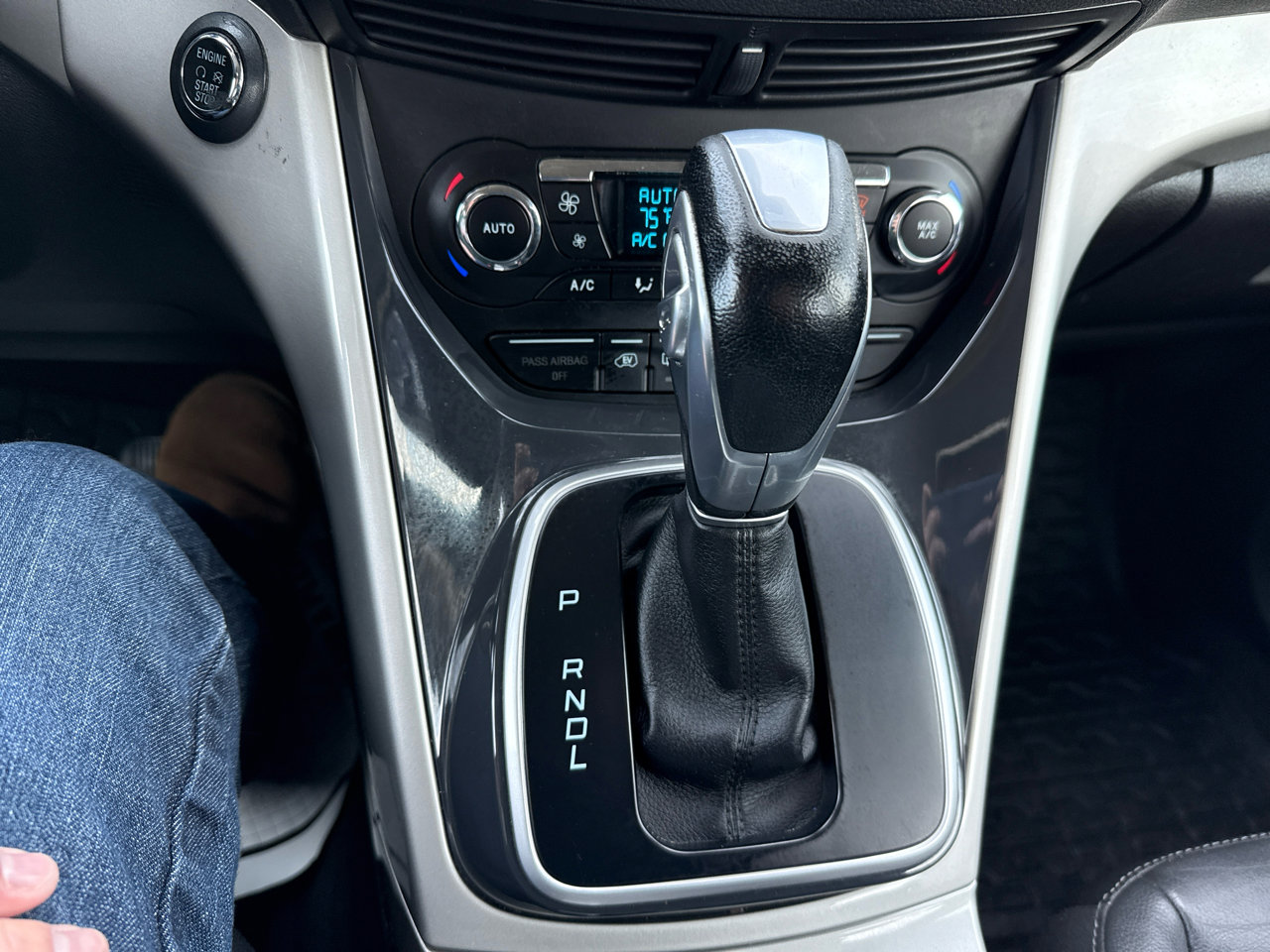 Used 2013 Ford C-MAX Energi SEL image 15