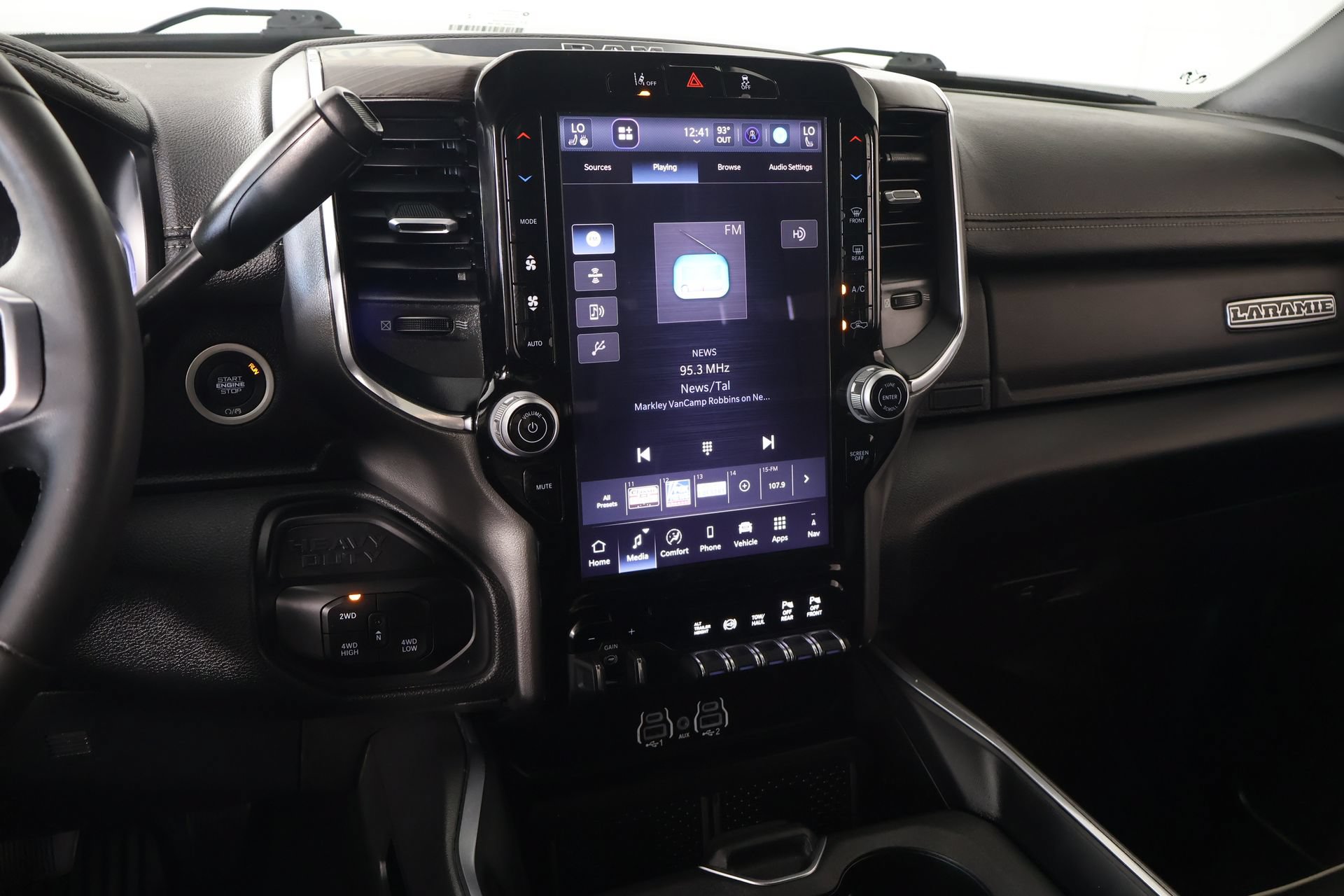 Used 2026 RAM 3500 Laramie w/ Sport Appearance Package AWD/4WD image 5