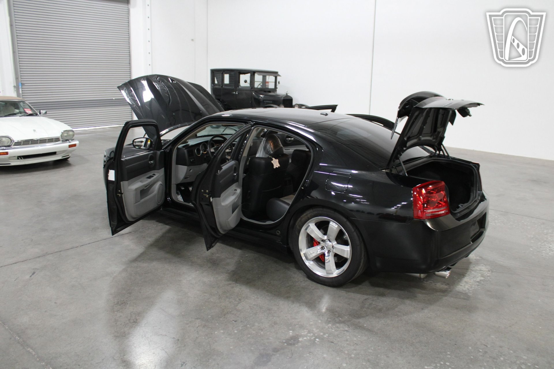 Used 2006 Dodge Charger SRT8 w/ SRT Option Group III RWD image 32