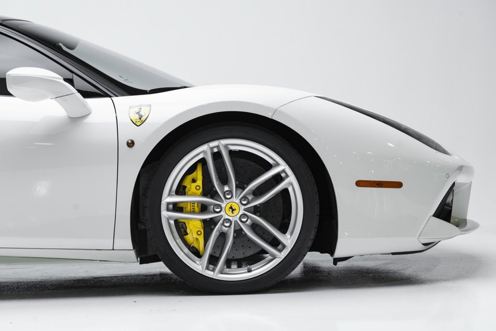 Used 2016 Ferrari 488 GTB image 68