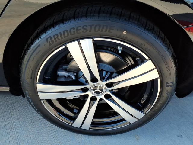 New 2026 Mercedes-Benz C 300 4MATIC Sedan image 24