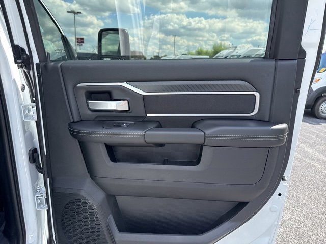 Used 2025 RAM 2500 Big Horn image 10