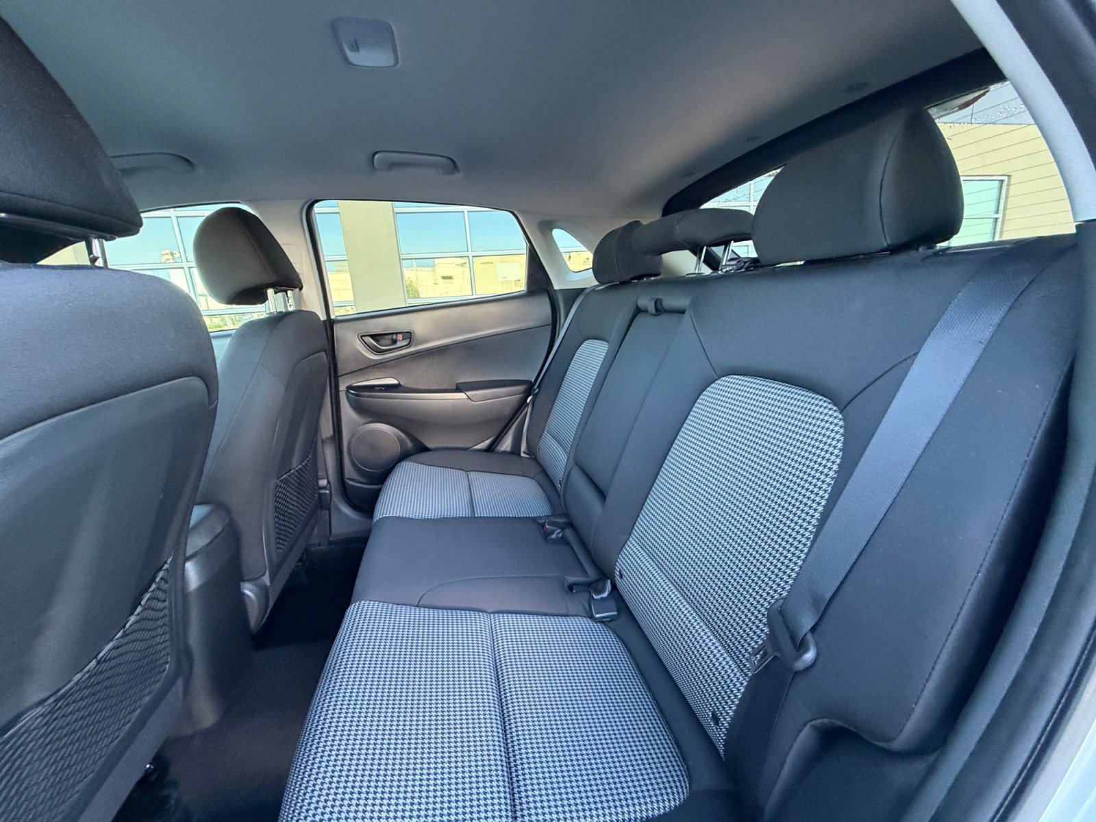 Used 2020 Hyundai Kona SE image 17