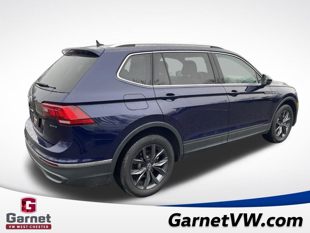 Certified 2023 Volkswagen Tiguan SE w/ Panoramic Sunroof Package image 5