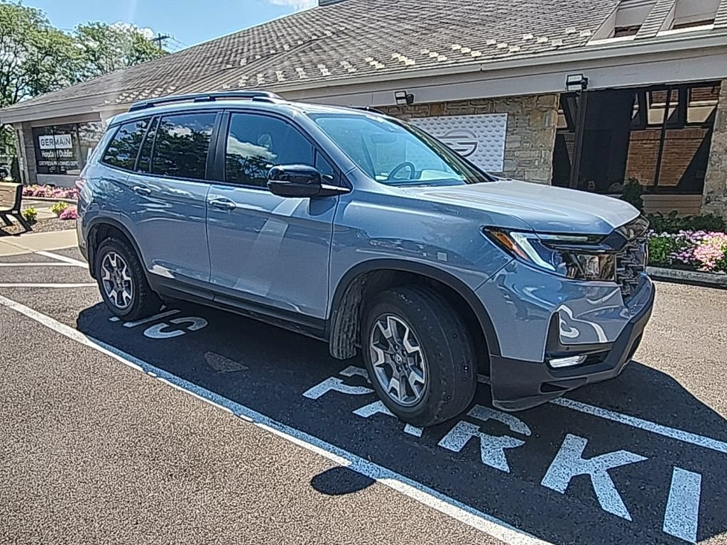 Used 2023 Honda Passport TrailSport image 4