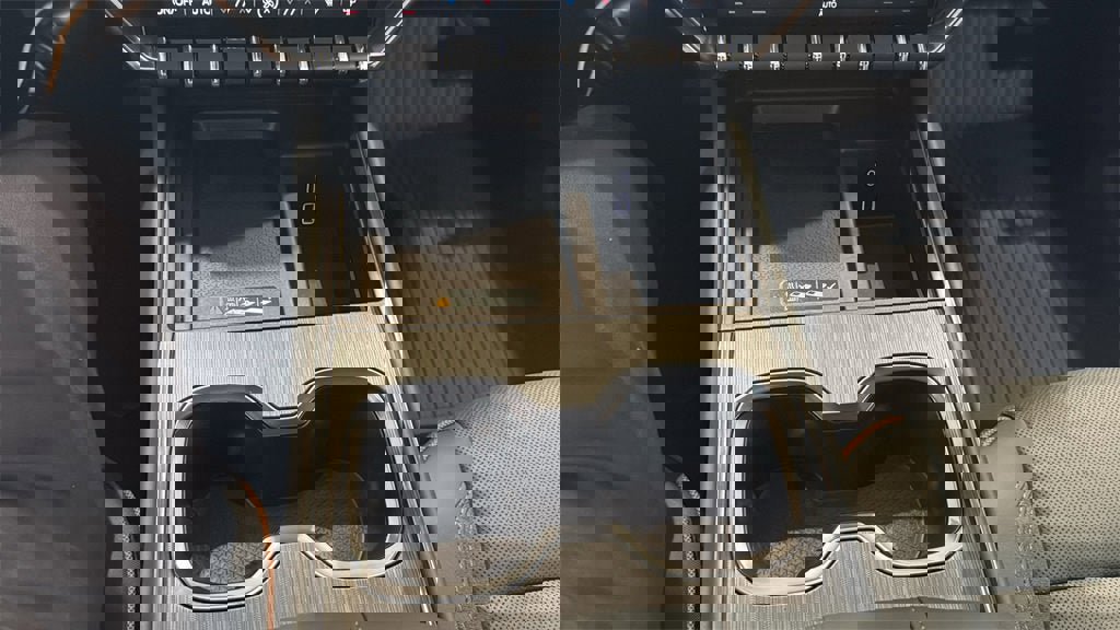 New 2026 GMC Acadia AT4 w/ Luxury Package image 28