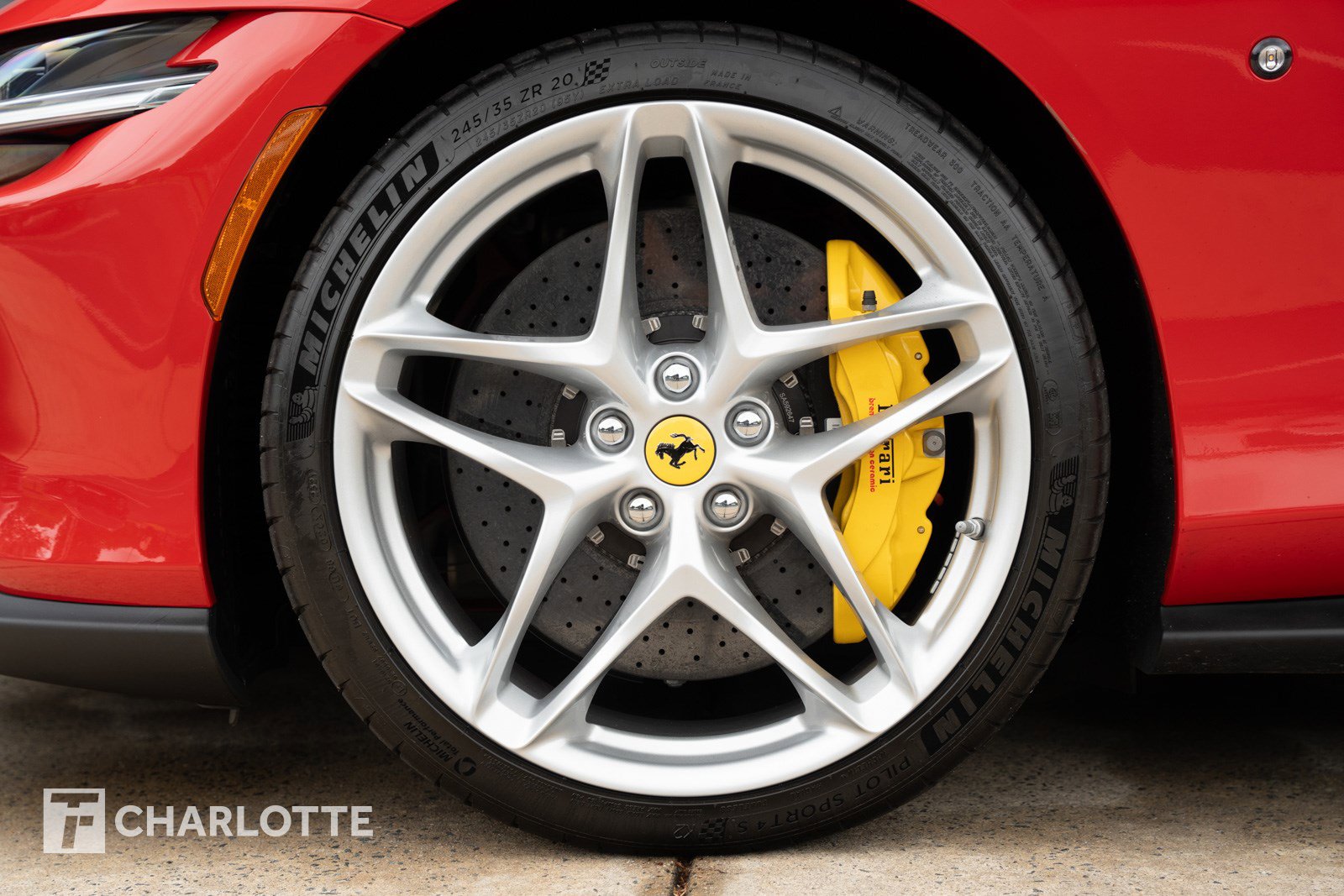 Used 2022 Ferrari Roma RWD image 13
