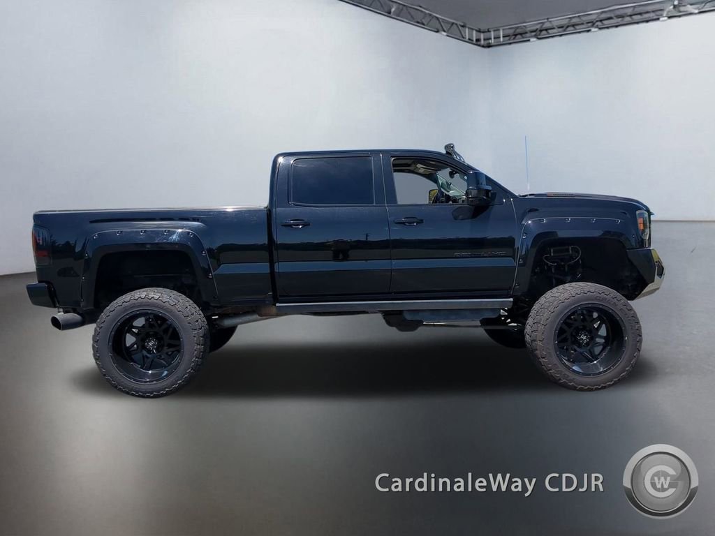 Used 2017 GMC Sierra 2500 Denali w/ Duramax Plus Package image 3