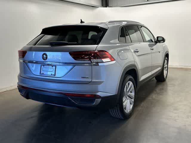 Used 2020 Volkswagen Atlas Cross Sport SE AWD/4WD image 32