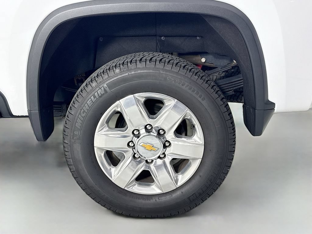 Used 2022 Chevrolet Silverado 3500 LTZ w/ LTZ Convenience Package AWD/4WD image 32