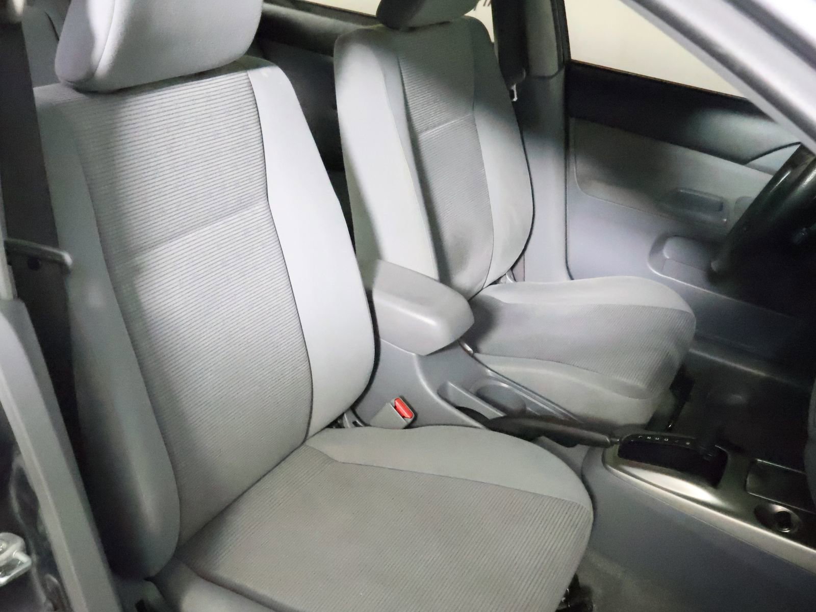 Used 2005 Mitsubishi Lancer ES image 24