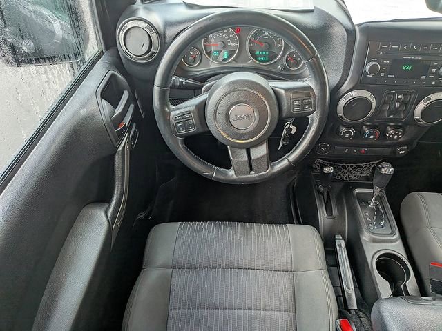 Used 2012 Jeep Wrangler Unlimited Sport image 15