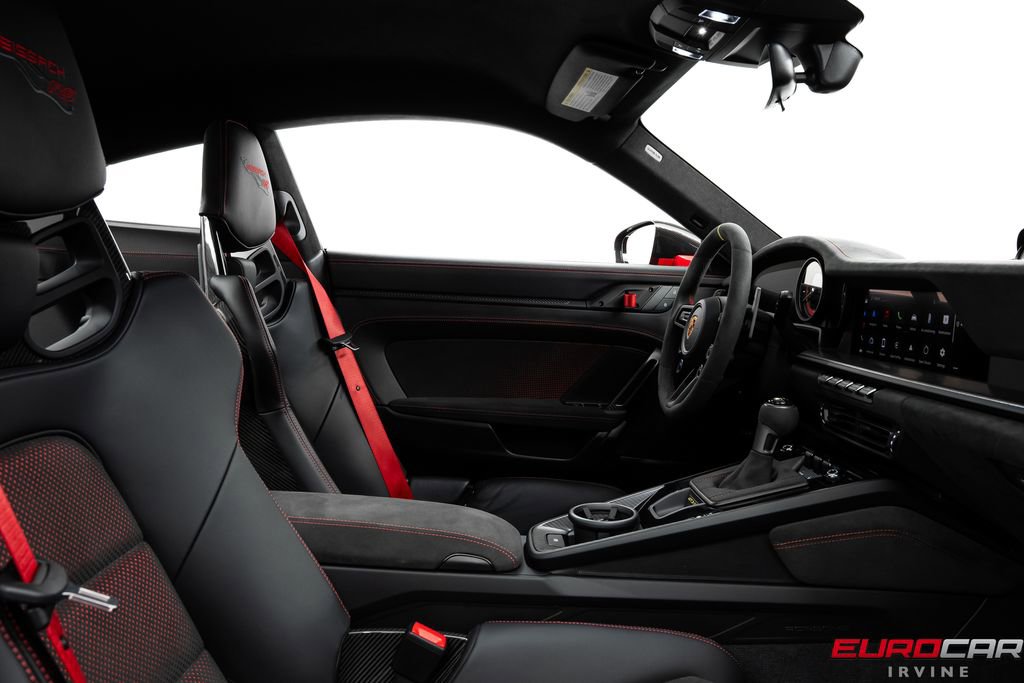 Used 2025 Porsche 911 GT3 RS image 41