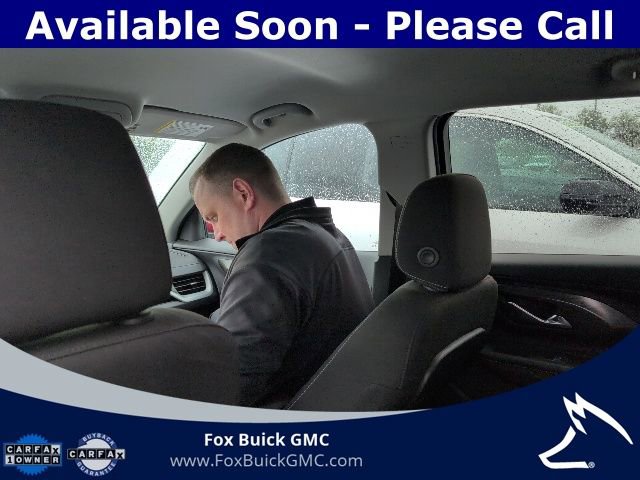 Used 2023 GMC Terrain SLE w/ Driver Convenience Package AWD/4WD image 10