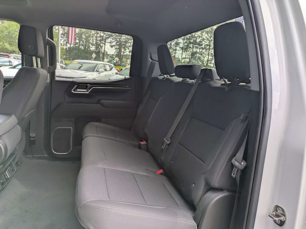 Used 2023 Chevrolet Silverado 1500 LT w/ Protection Package AWD/4WD image 13