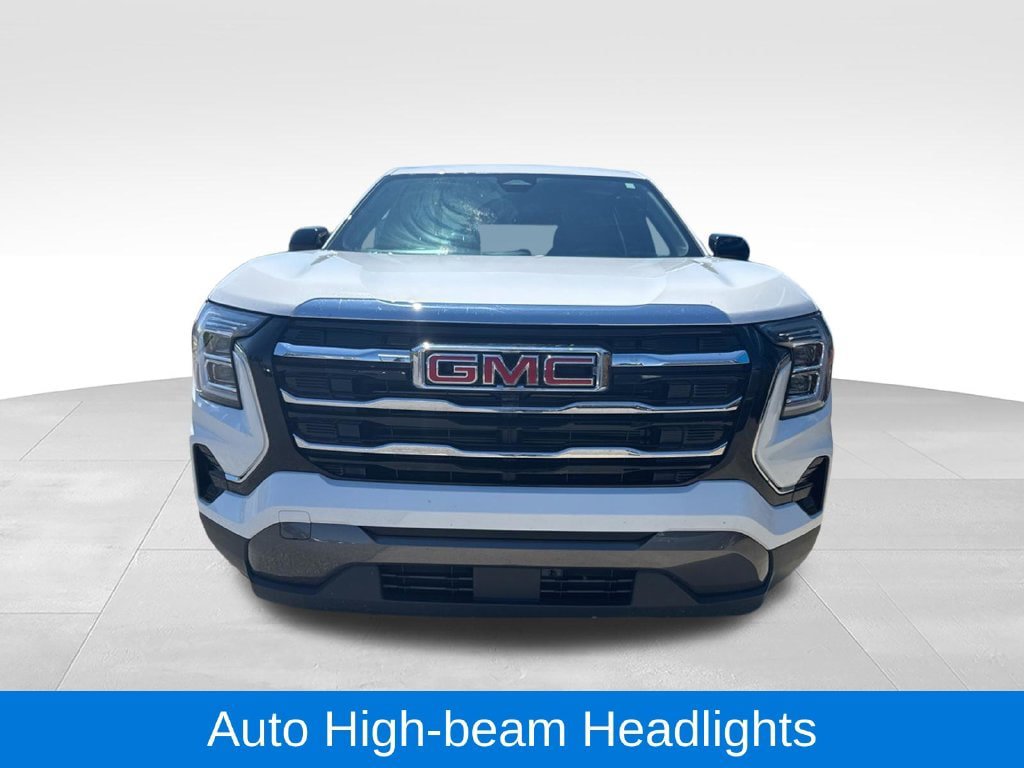 Used 2026 GMC Terrain Elevation AWD/4WD image 3