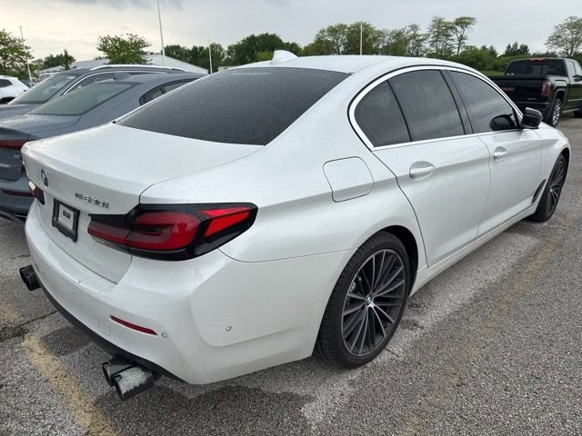 Used 2021 BMW 530i xDrive w/ Premium Package AWD/4WD image 5