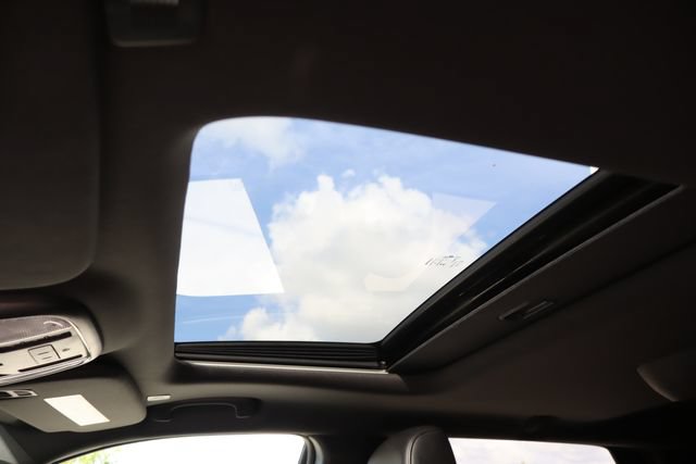 Used 2024 Dodge Durango GT RWD image 44