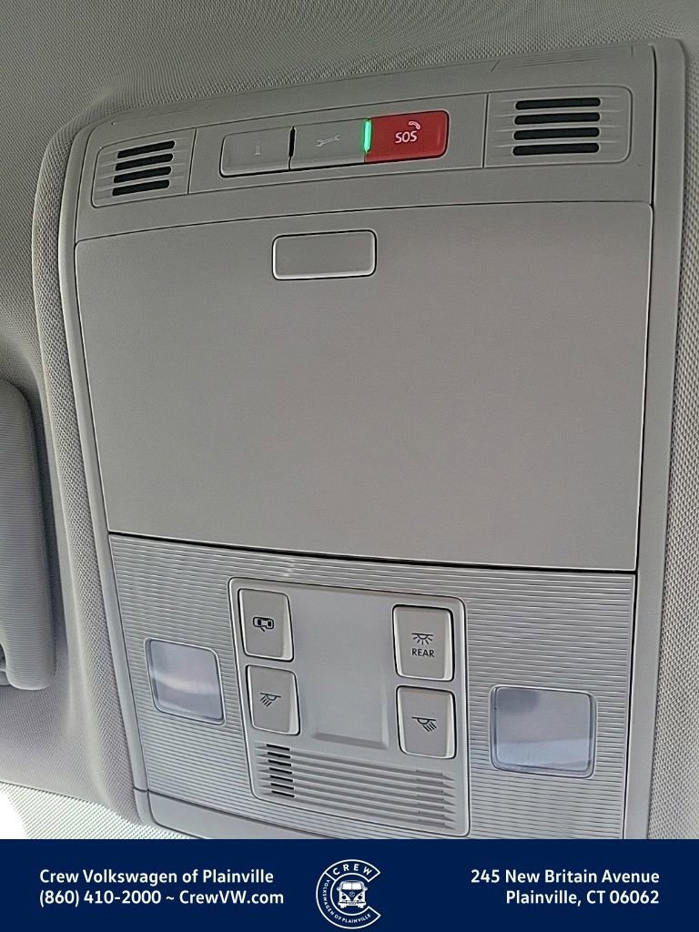 Certified 2022 Volkswagen Taos SE AWD/4WD image 12