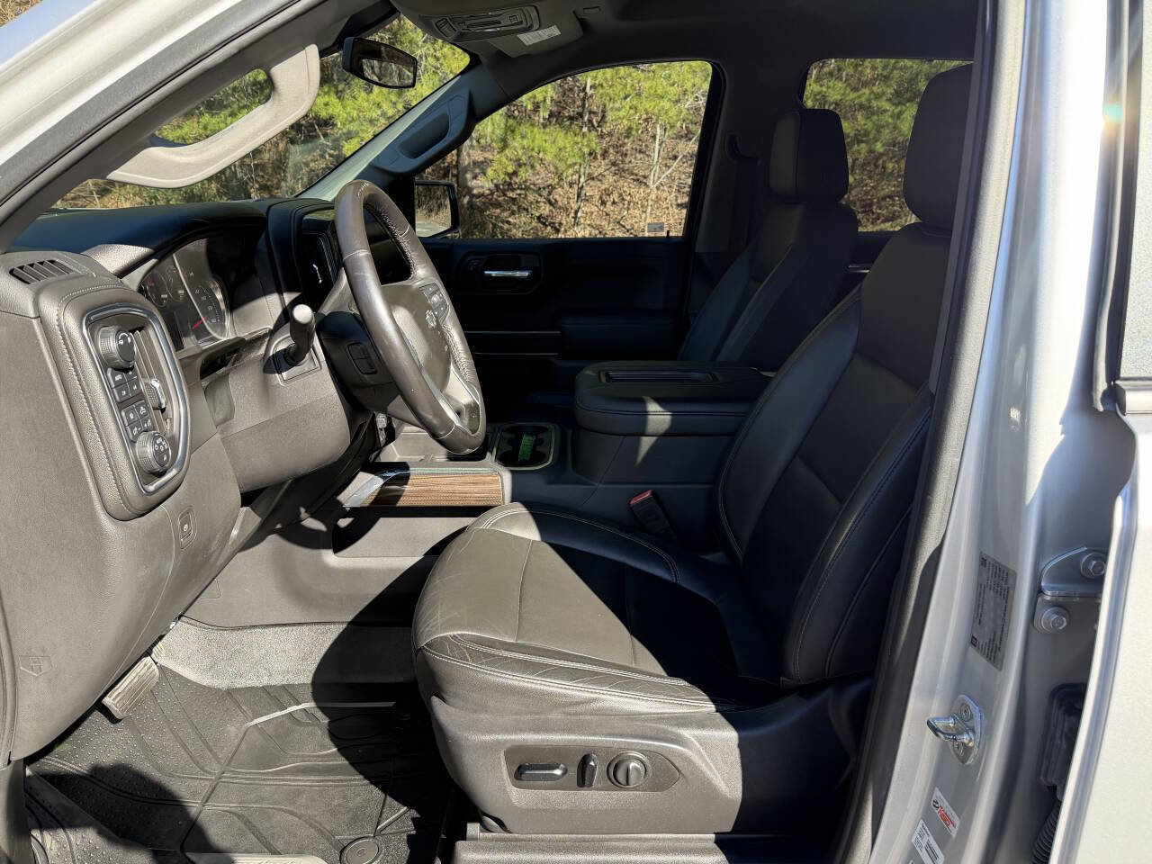 Used 2019 Chevrolet Silverado 1500 RST image 11