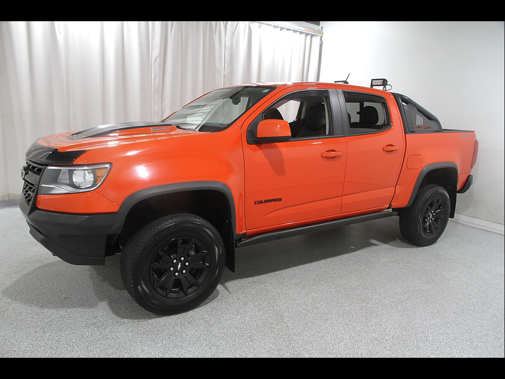 Certified 2019 Chevrolet Colorado ZR2 w/ ZR2 Dusk Special Edition AWD/4WD image 3