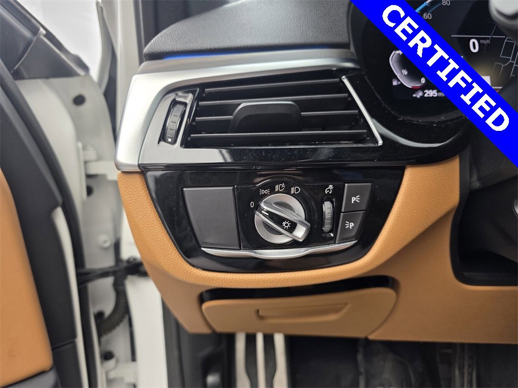 Certified 2023 BMW 530e w/ M Sport Package image 28