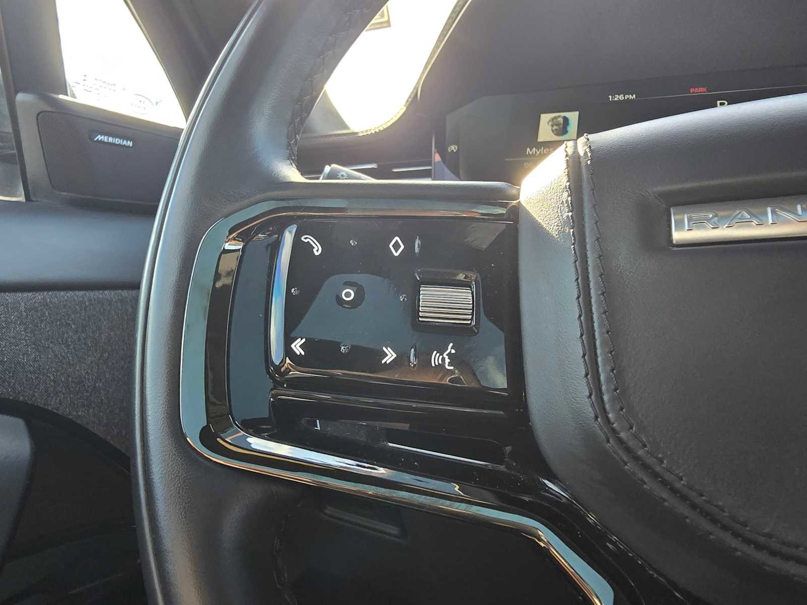 Used 2023 Land Rover Range Rover Sport SE Dynamic image 32