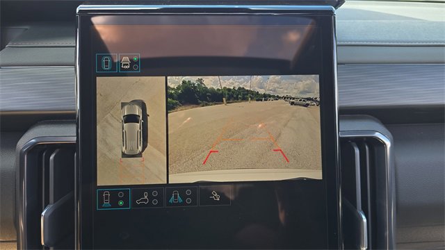 New 2026 GMC Acadia AT4 w/ Super Cruise Package image 23