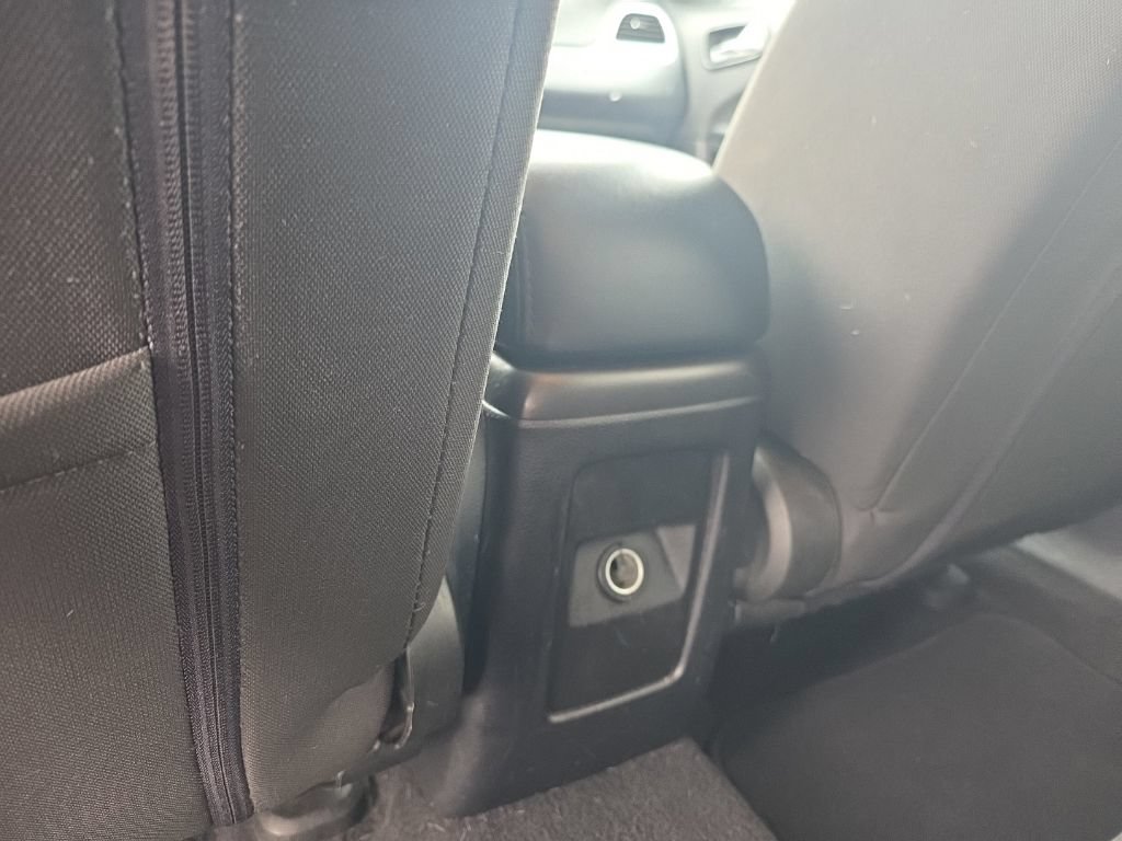 Used 2020 Dodge Journey SE FWD image 12