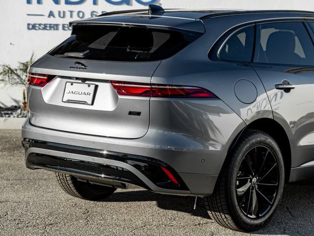 New 2026 Jaguar F-PACE R-Dynamic S AWD/4WD image 7