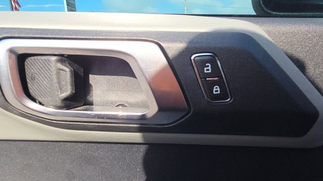 Used 2022 Ford Bronco Badlands w/ Sasquatch Package image 32