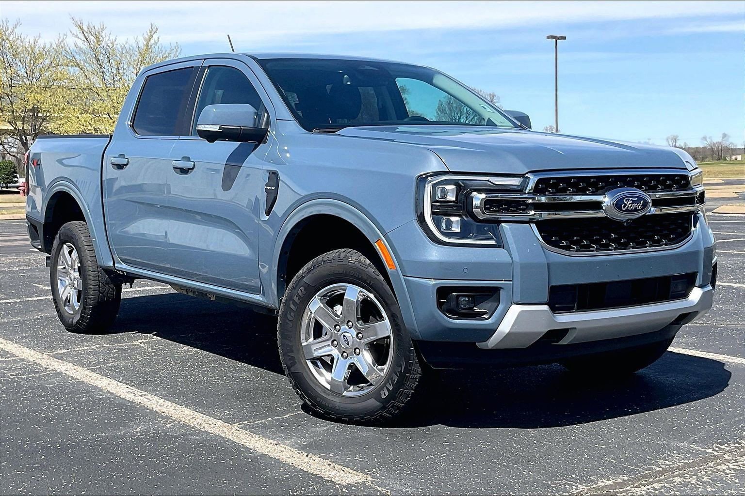 Used 2025 Ford Ranger Lariat w/ Advanced Towing Package image 1
