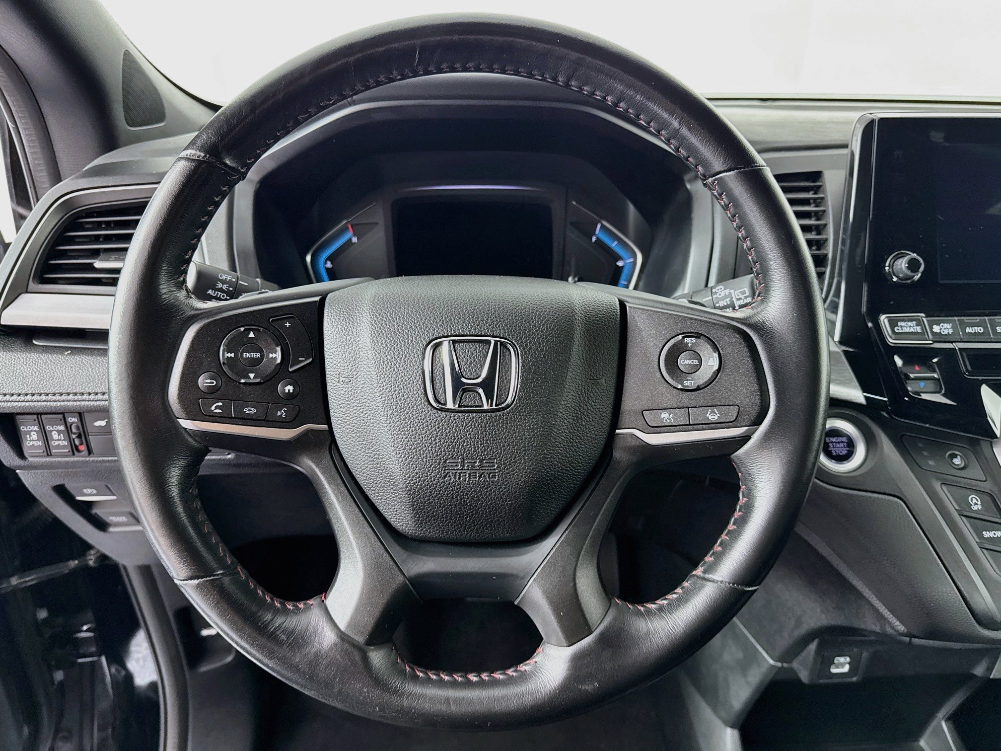 Certified 2023 Honda Odyssey Sport image 11