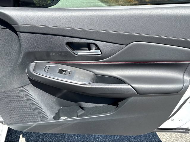 New 2026 Nissan Sentra SR w/ Floor Mat Package FWD image 11