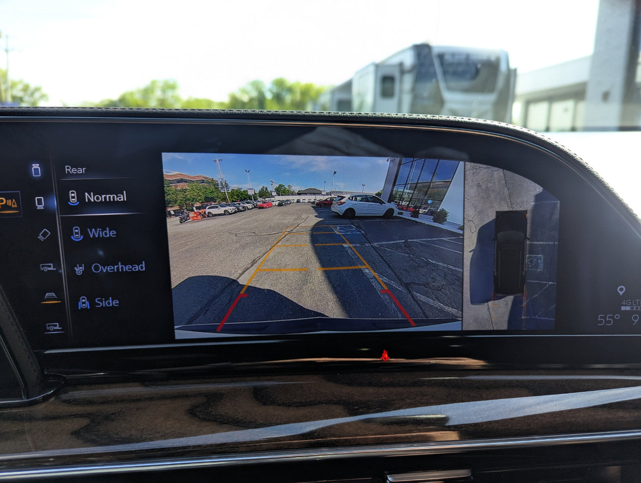 Used 2022 Cadillac Escalade ESV Sport Platinum AWD/4WD image 22