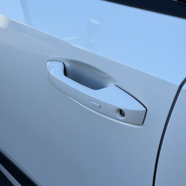New 2026 Nissan Kicks SV w/ Cold Weather Package FWD image 12