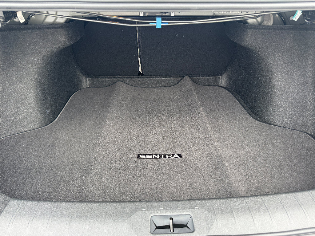 New 2026 Nissan Sentra SL w/ Floor Mat Package FWD image 16
